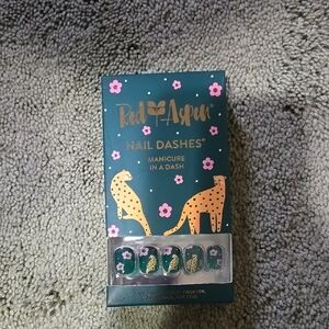 Red Aspen Nail Dashes with Leopard Design